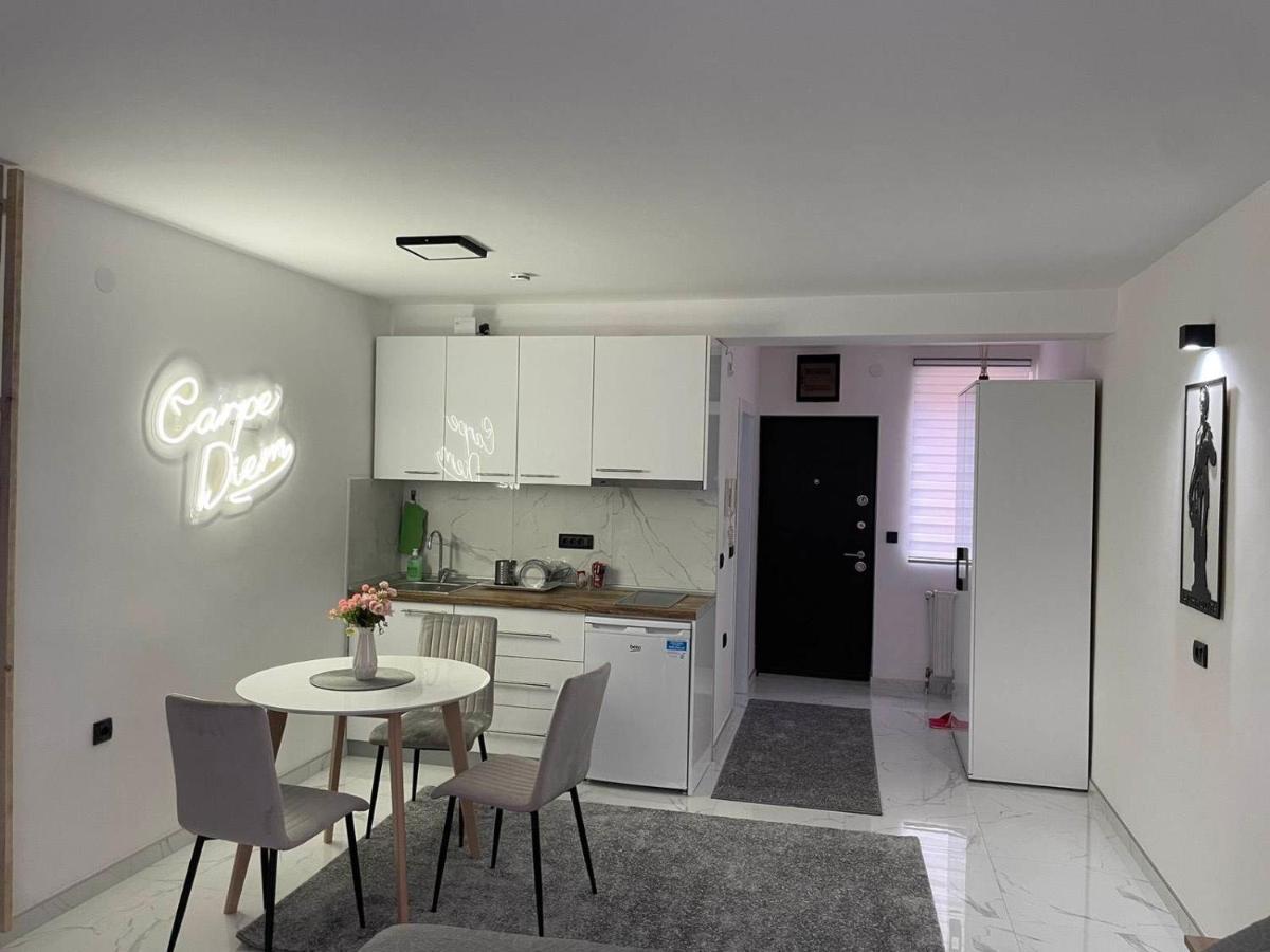 Apartman Afrodita Lux 1 Ni Eksteriør billede