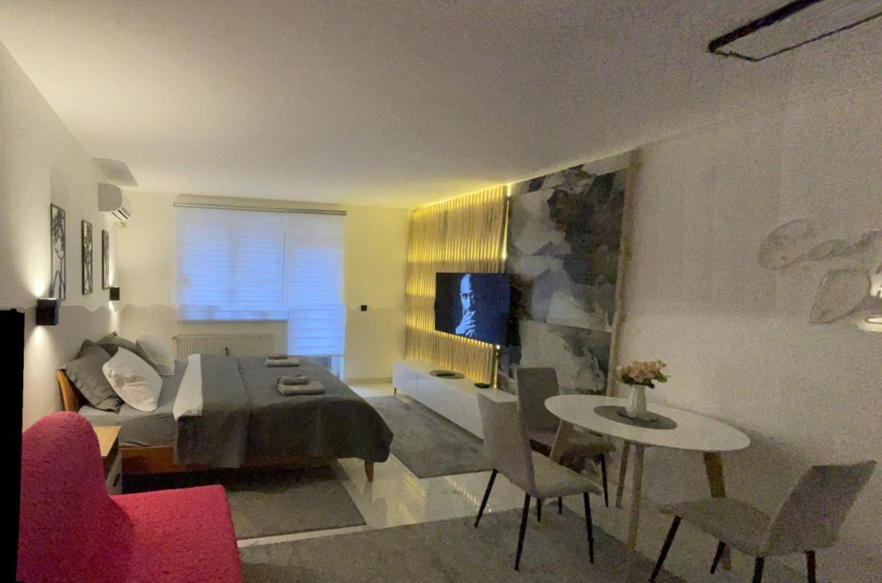 Apartman Afrodita Lux 1 Ni Eksteriør billede